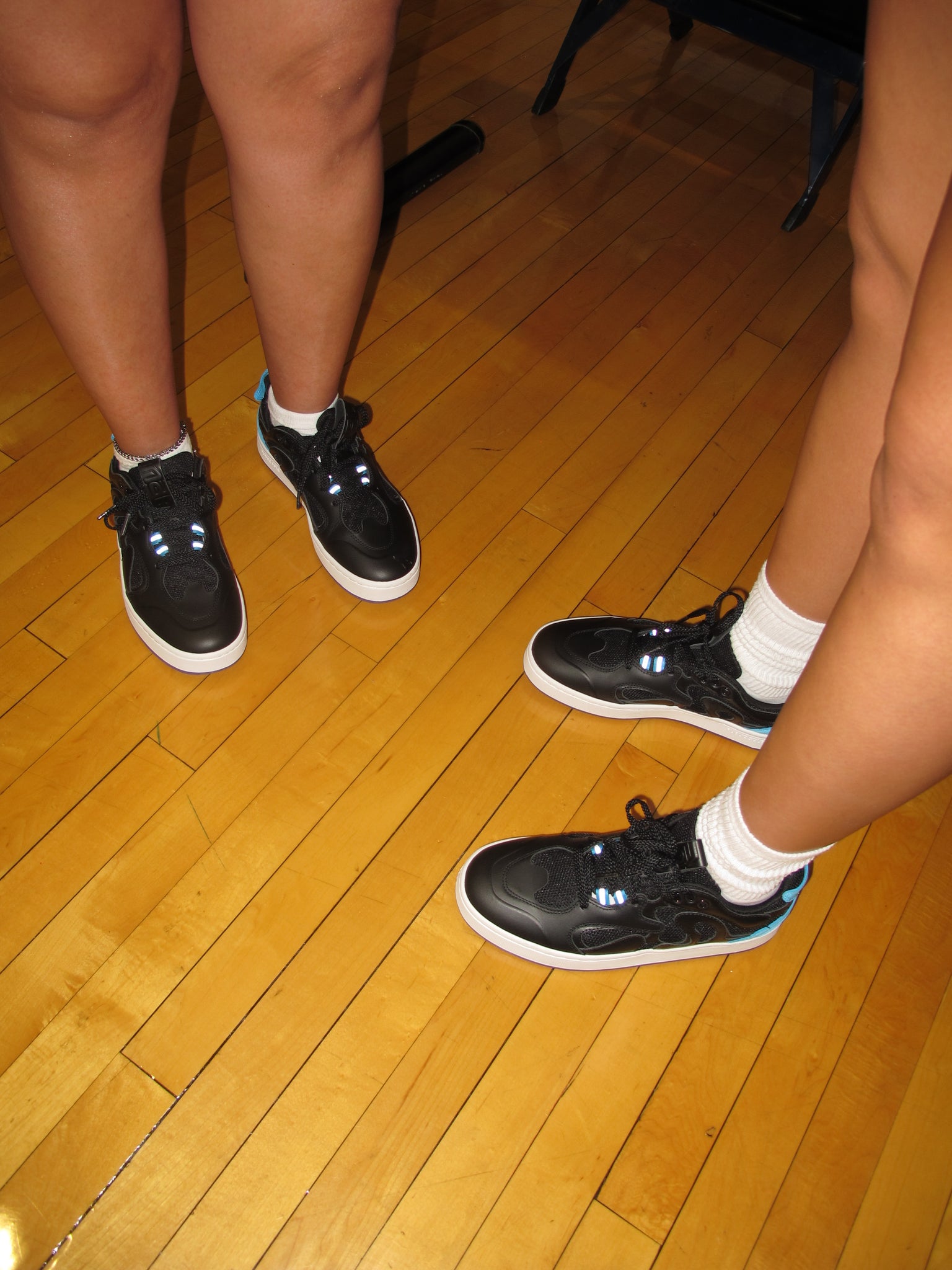 NABI Street Preorder : Carver Black