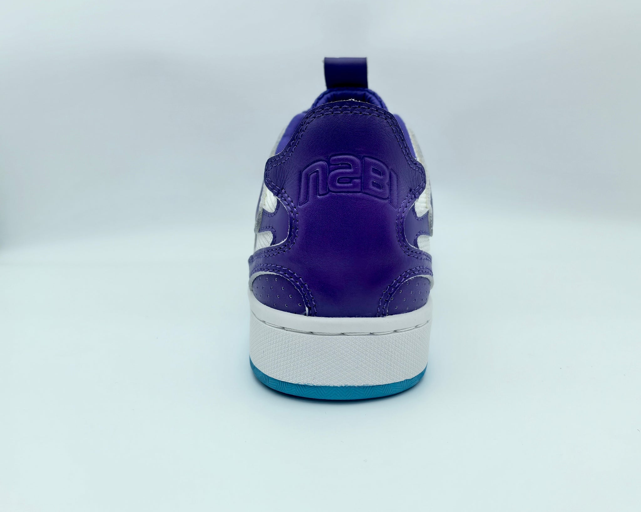 NABI Street Pre-Order : Carver Purple & White